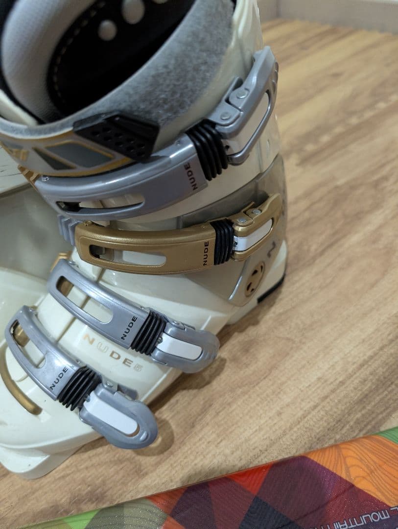 AATOMIC　ffinity Air　148cm レディース用