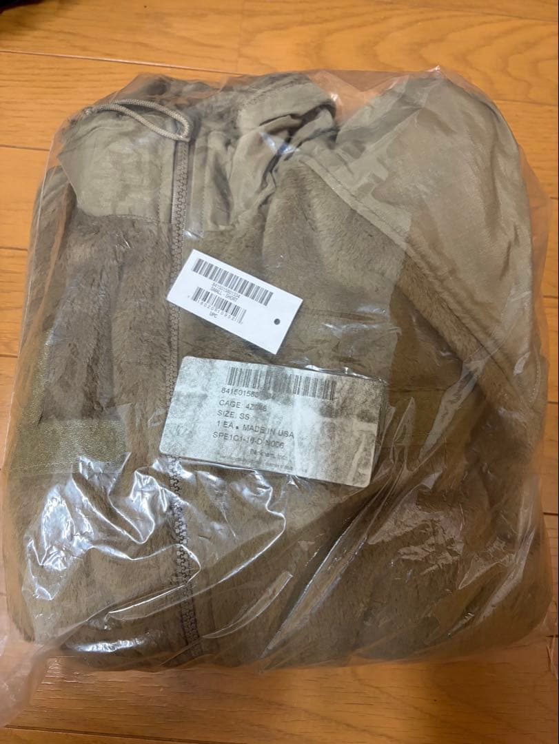 ecwcs level3 コヨーテ　S-S 袋入り新品　実物