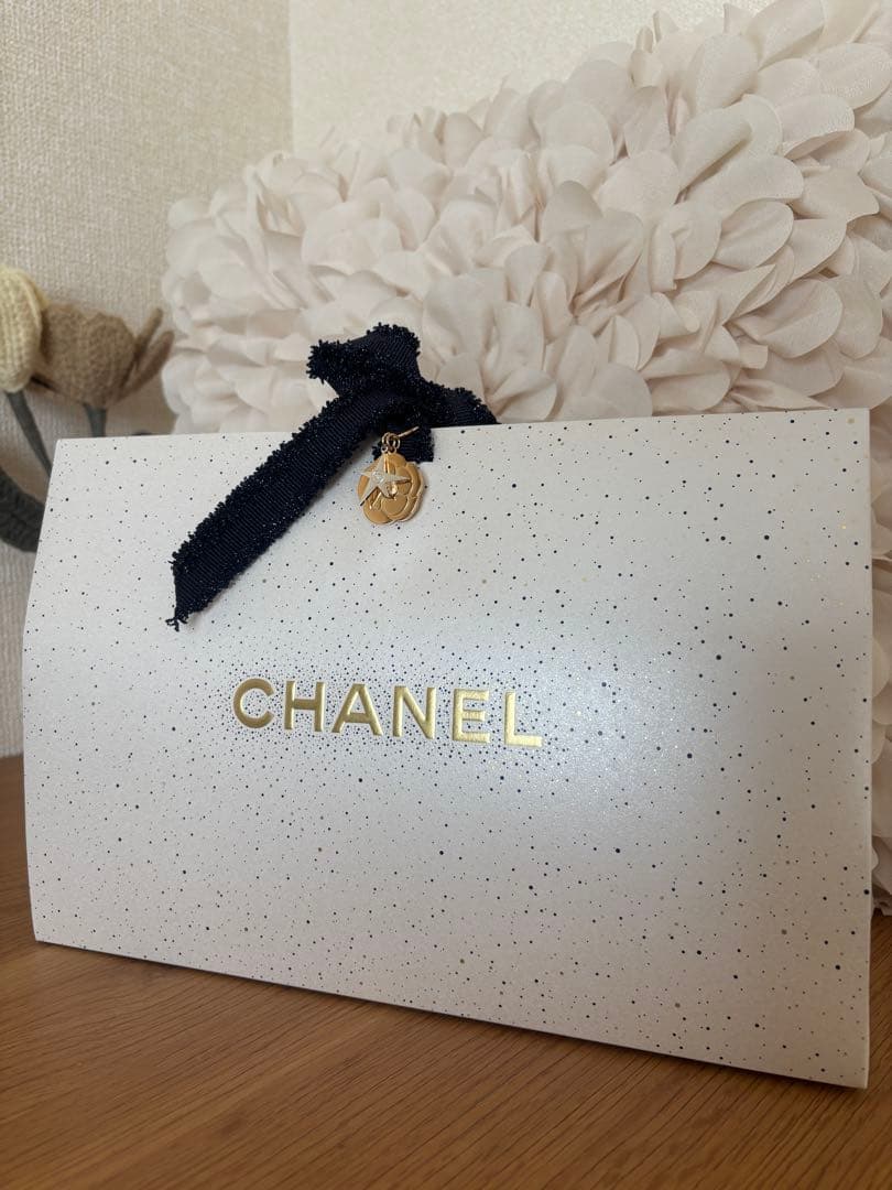 CHANEL シャネル クリスマスコフレ2025 リップアンドネイルケアセット