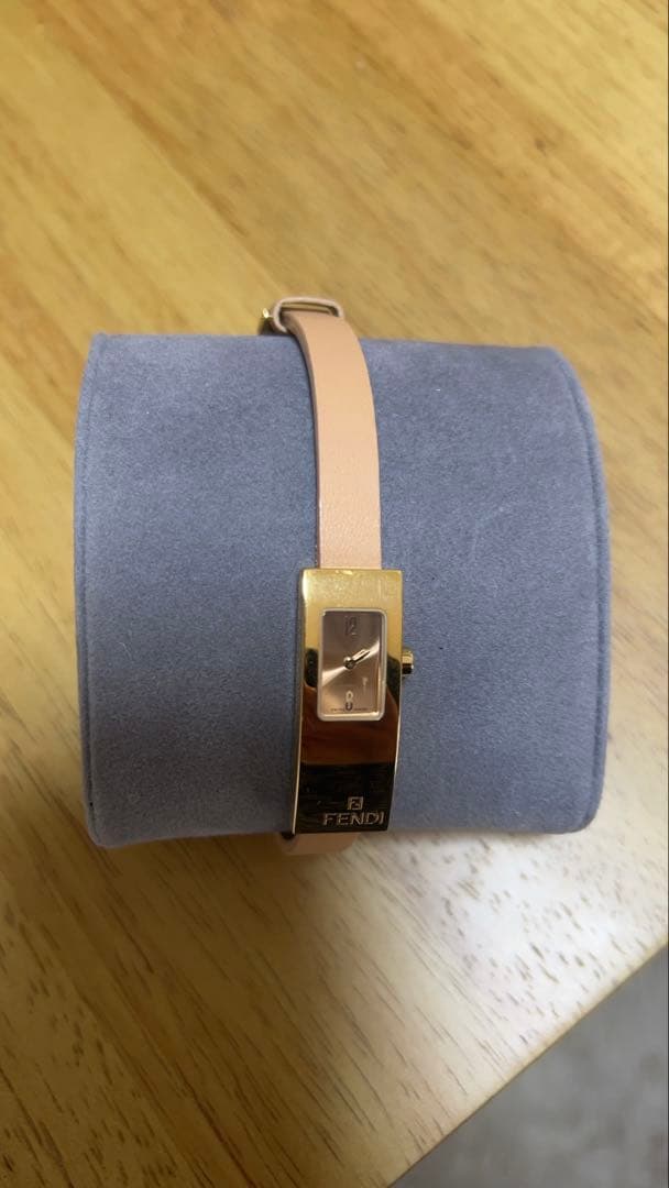 [美品]中古FENDI 3300L スクエアフェイス 腕時計 レディース