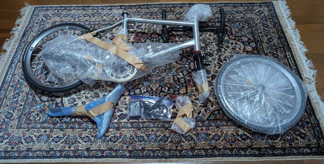 林　Khodaa Bloom 　Farna 20　Di2 アルテグラ