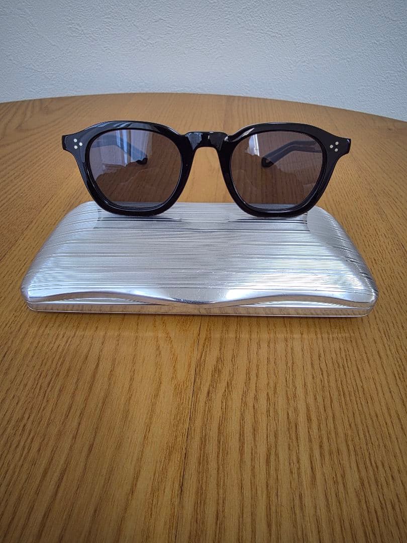 EYEVAN JORDAN THE ROW サングラス