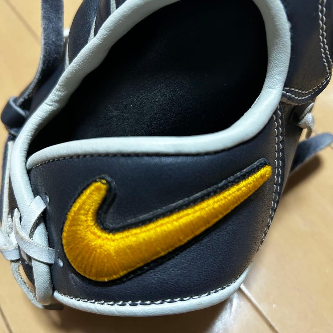 NIKE DIAMOND READY TYPE3 限定　軟式 オールラウンド用