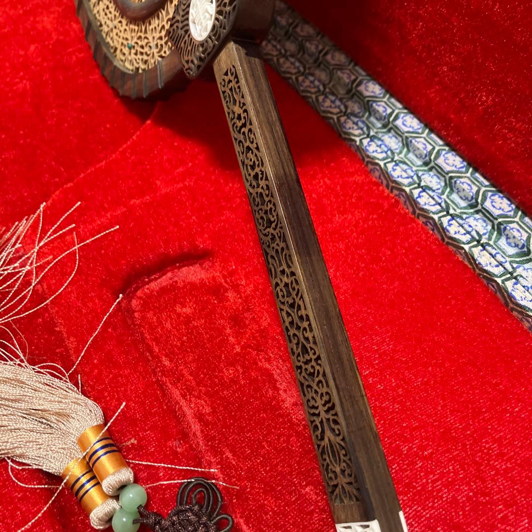 中国美術 唐木造 白檀透彫刻 翡翠 軍配型硯屏 団扇　唐物？