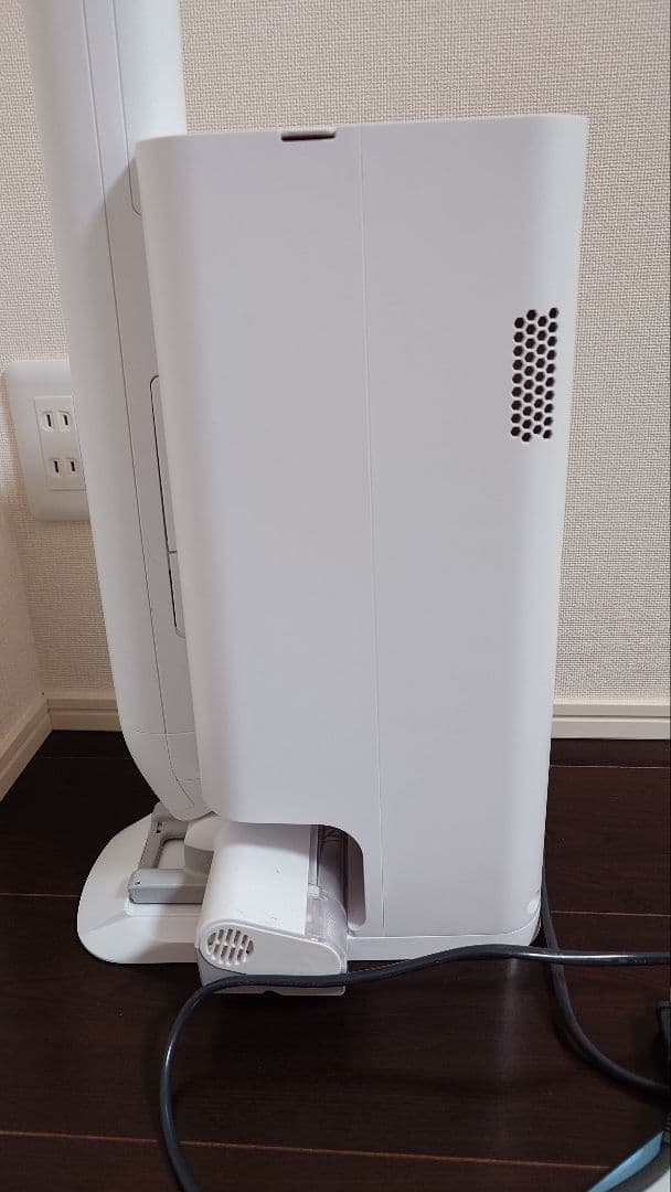 Panasonic コードレスクリーナー 　ドック付き MC-NS100K