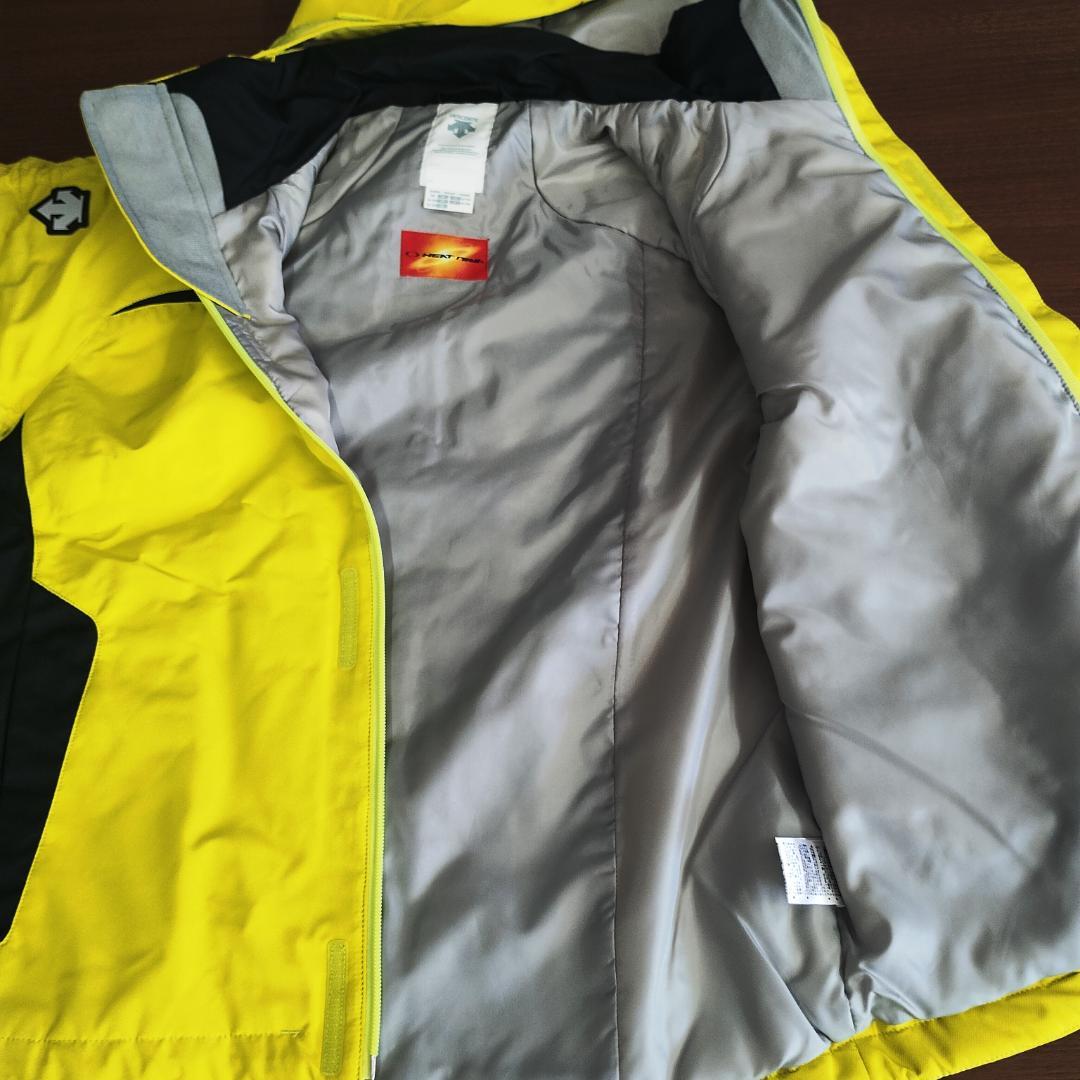 美品　デサント　上下セットアップ　スキー　スノーボード　ウェア　150 ㎝　男女
