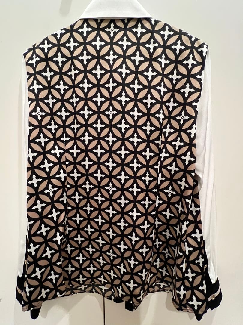 新品・未使用　DRESSTERIOR オーバーラップサークルシャツ　幾何学模様