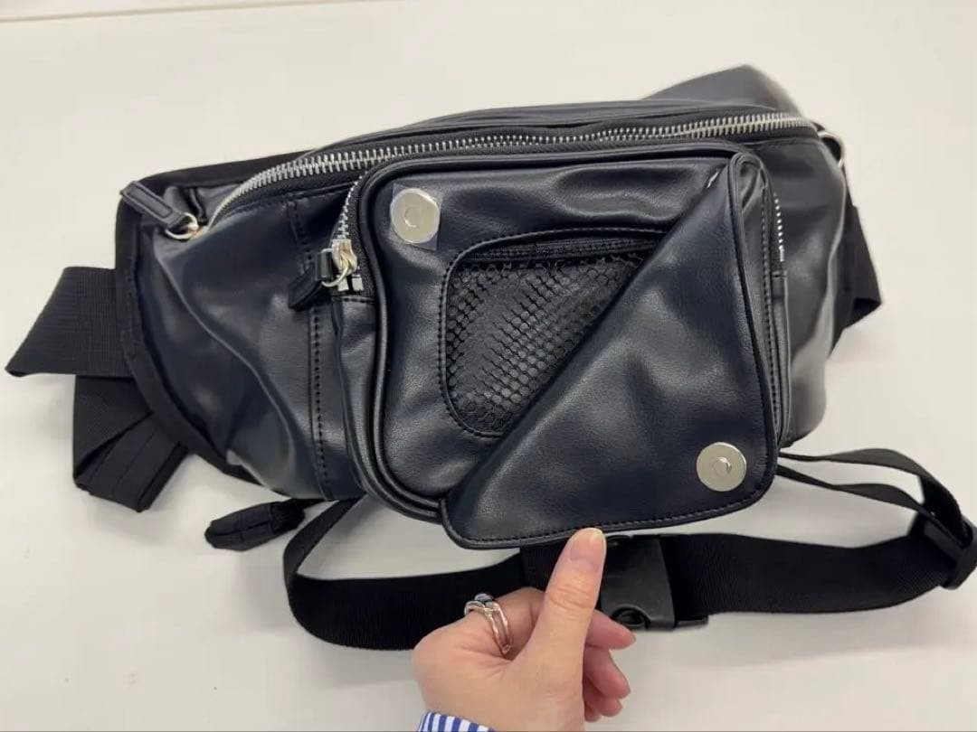 ヒップシート ショルダーバッグ 2wayスリングバック セカンド抱っこ紐 黒