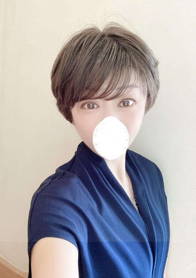 銀座サロン　KAZUE WIG　人毛MIX　フェミニンショート　ダークブラウン