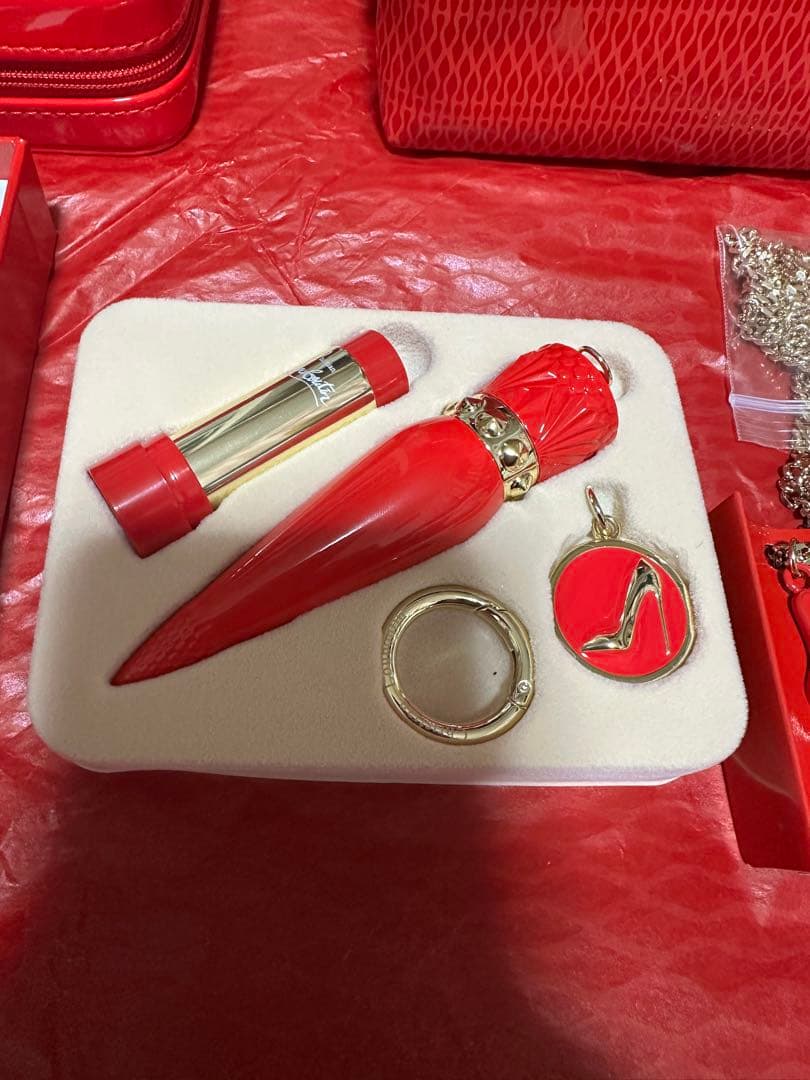 ルブタン　ホリデイ　クリスマスセット　未使用　リップ等