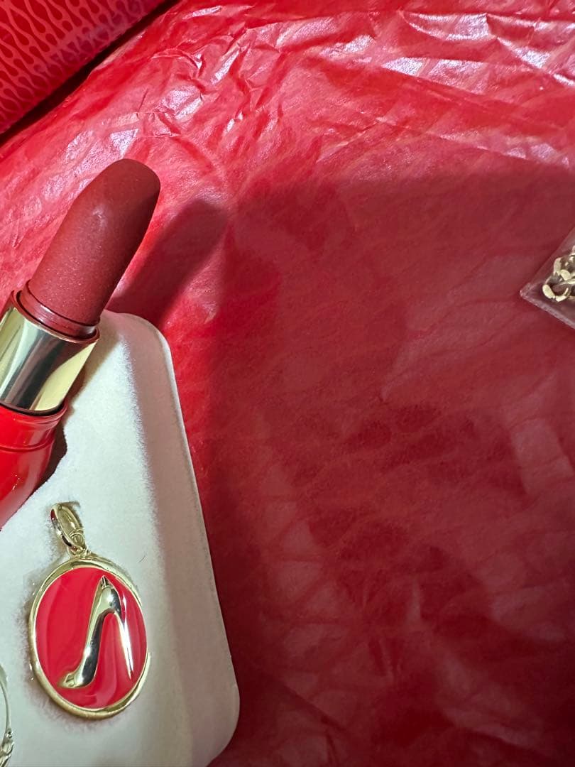 ルブタン　ホリデイ　クリスマスセット　未使用　リップ等