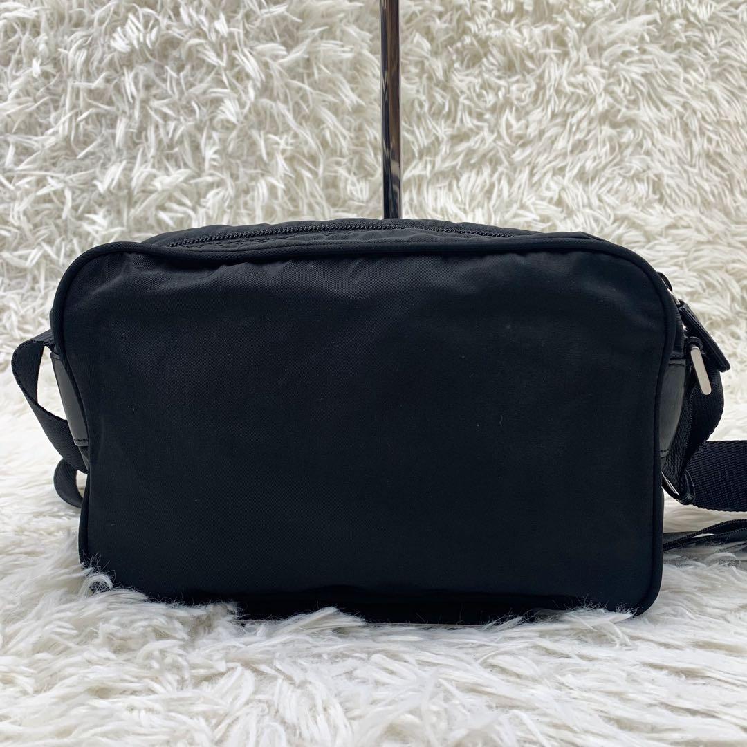 【✨極美品✨】プラダ カメラバッグ 三角ロゴ ナイロン レザー ブラック