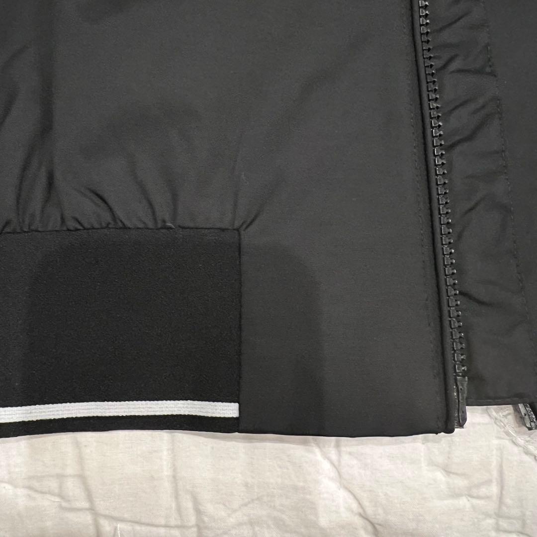 未使用　エンポリオアルマーニ　EA7 ウインドブレーカー　マウンテンパーカー