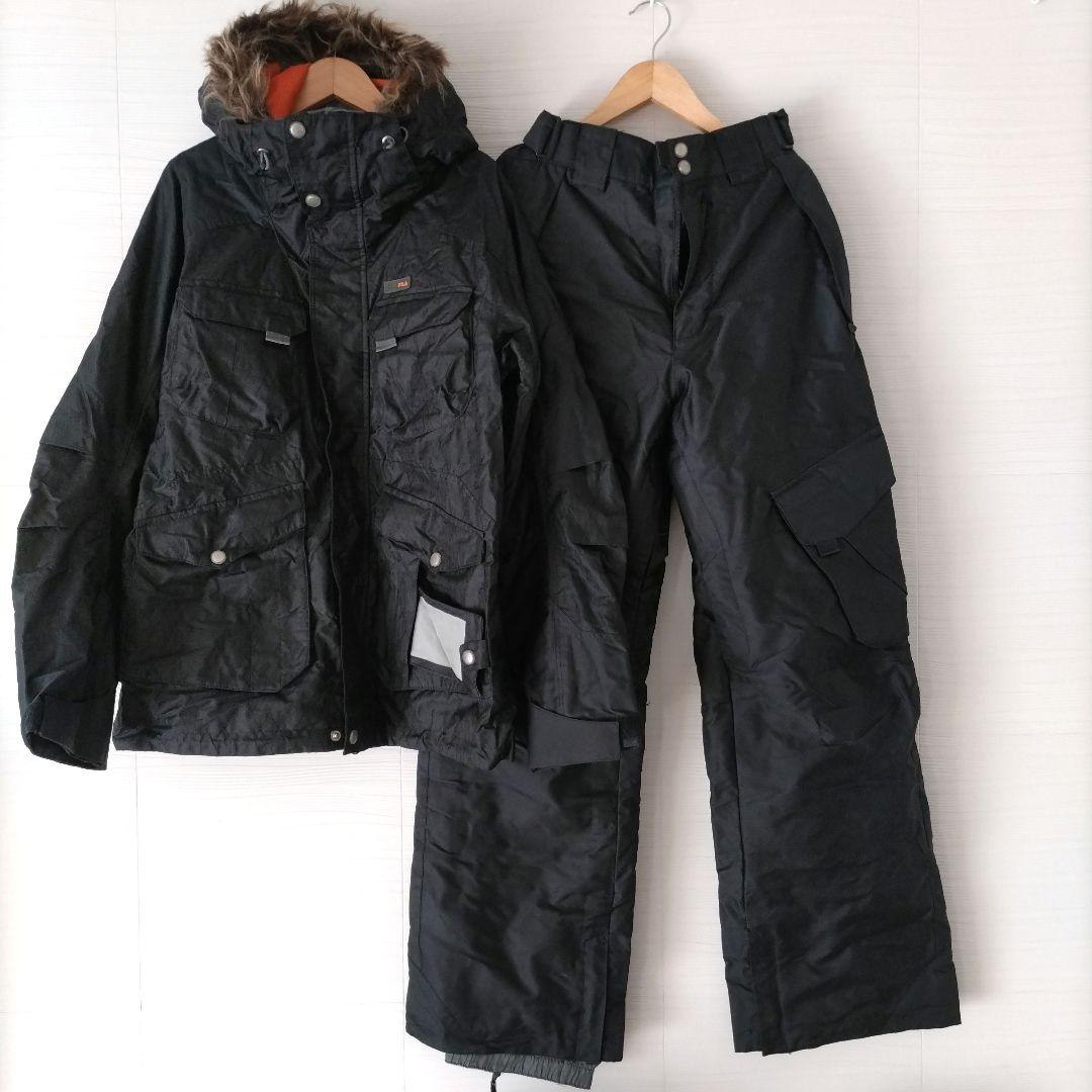 FILA ウィンタースポーツ ジャケットとパンツ セット ブラック　スノボー