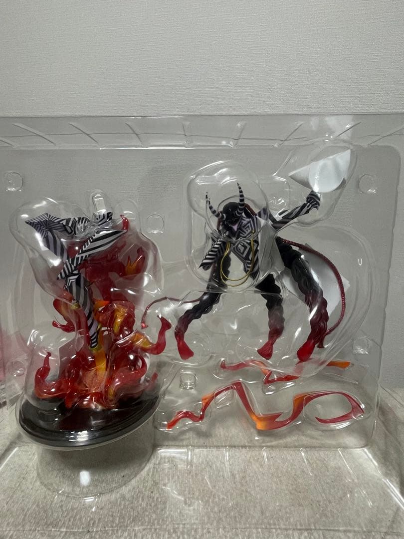 ペルソナ5 ロキフィギュア開封済み