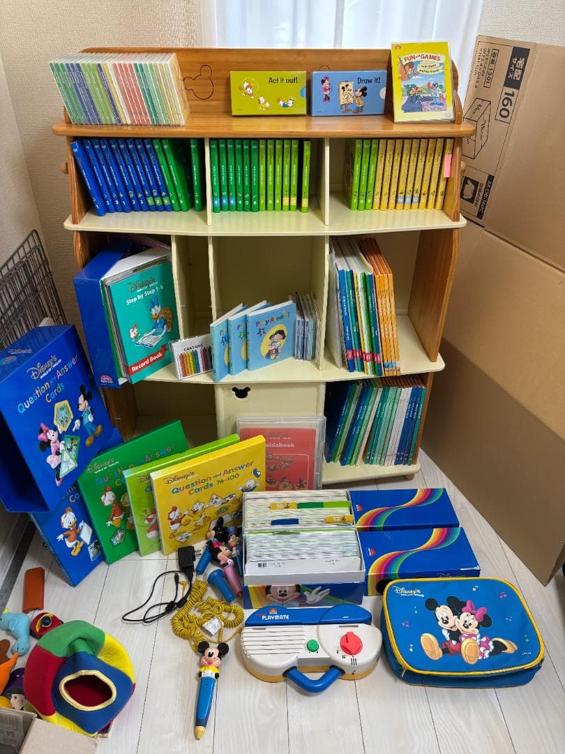 Disney World of English（DWE）大ボリュームセット棚付き