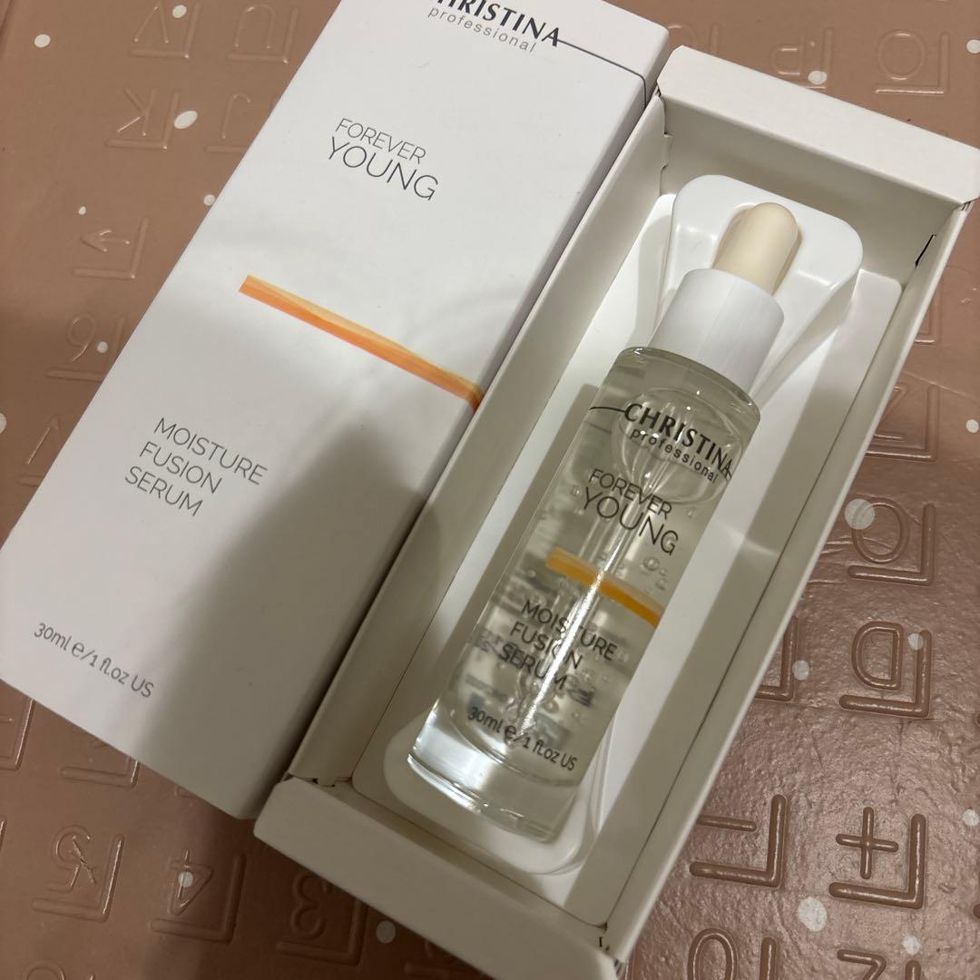 クリスティーナMOISTURE FUSION SERUMとデイクリームセット