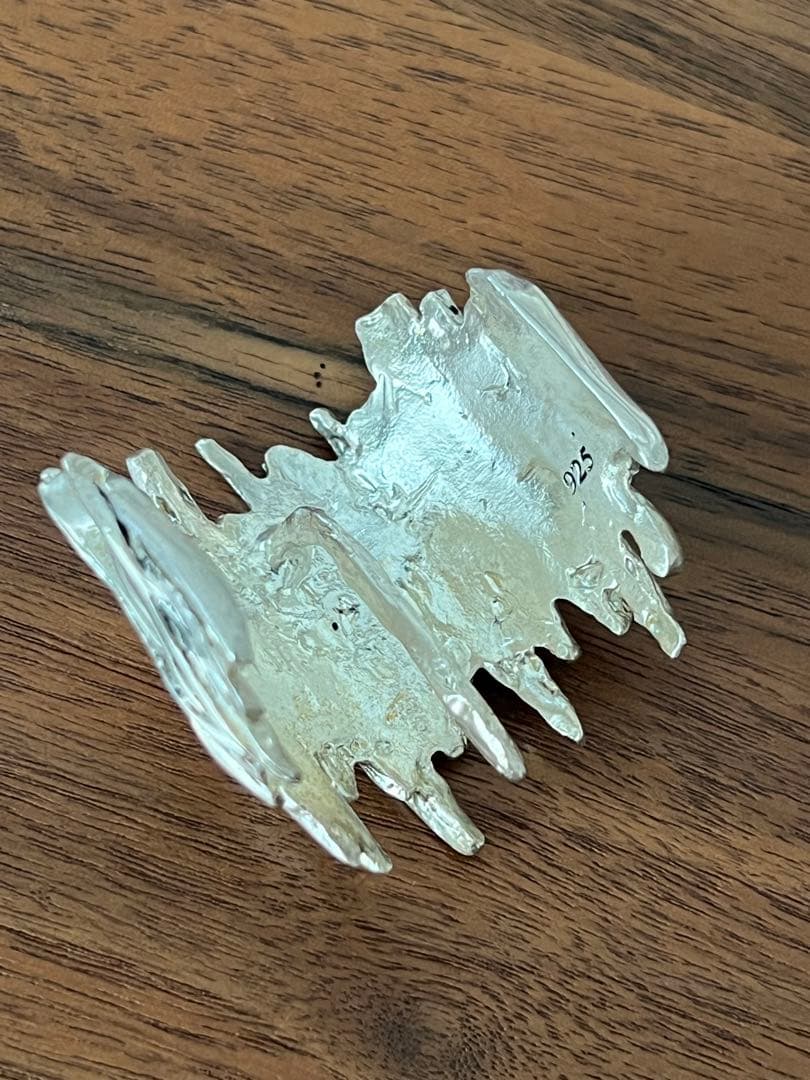 PULUIEプリュイ　シャッタード M ヘアピアス　ヘアゴム