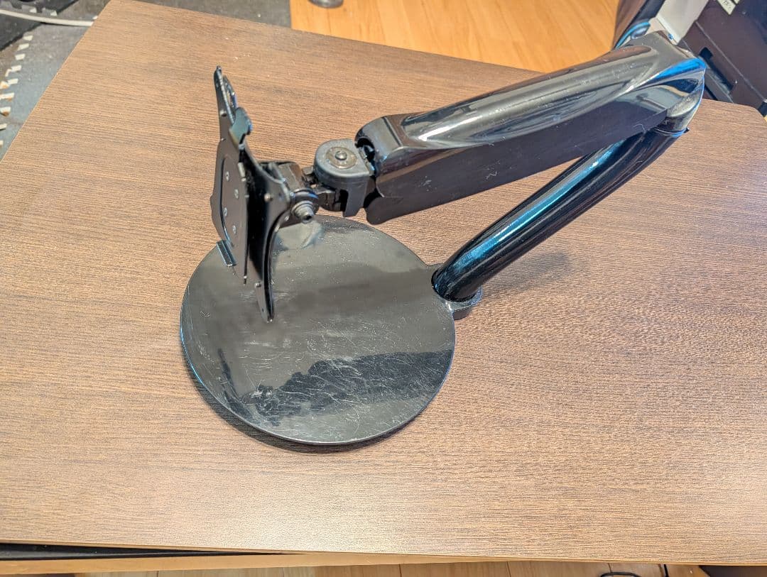 MINISFORUM EliteMini HX90 モバイルディスプレイ付