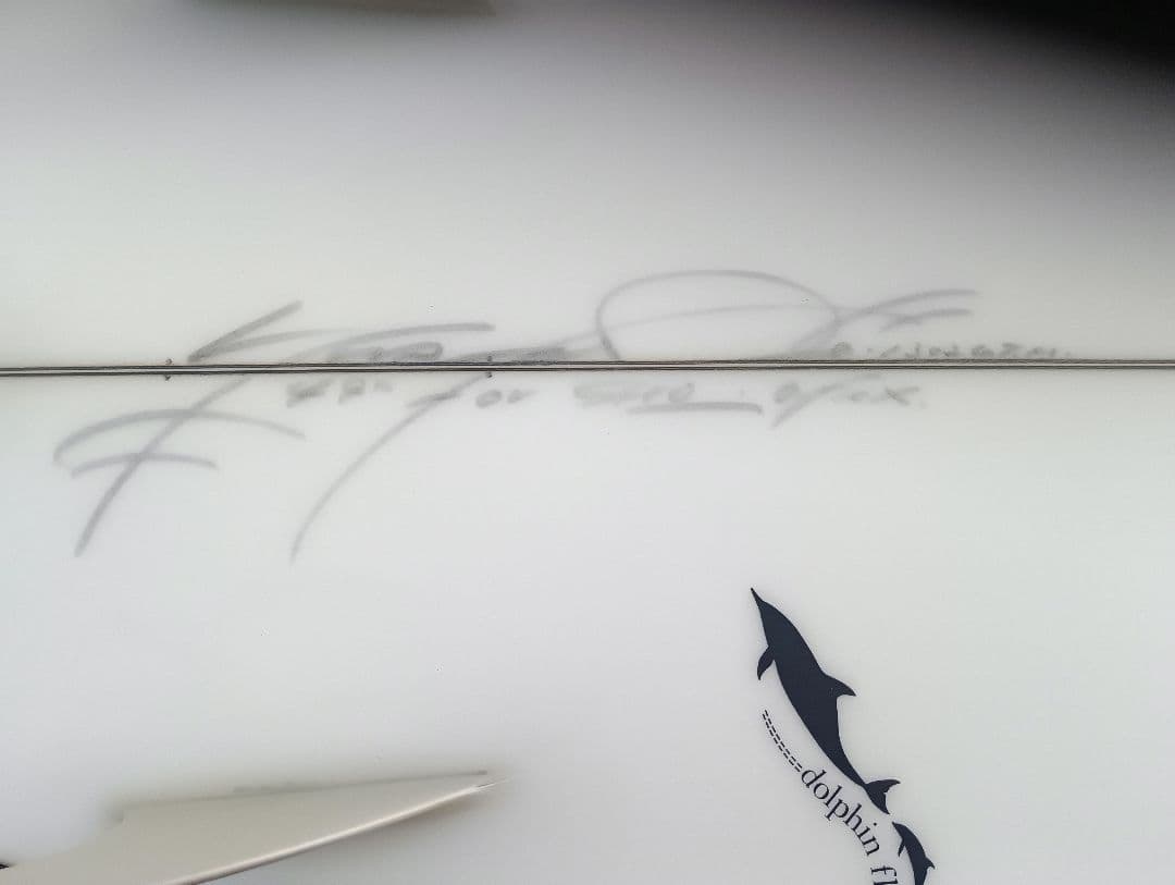 4.9AKABAサーフボード クリスタルドリ-ム フィン付き