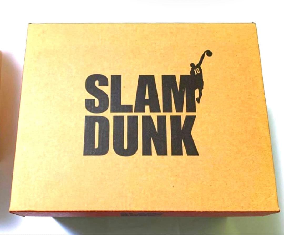 SLAM DUNK DVD-BOX〈初回生産限定・18枚組・流川楓「11」仕様〉