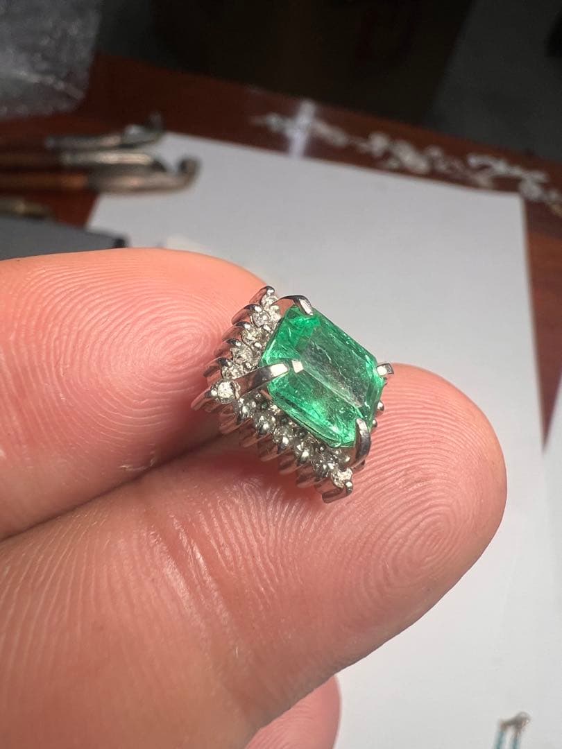 エメラルド 0.3ct!!! 極上ダイヤモンド Pt900 ネクタイピン