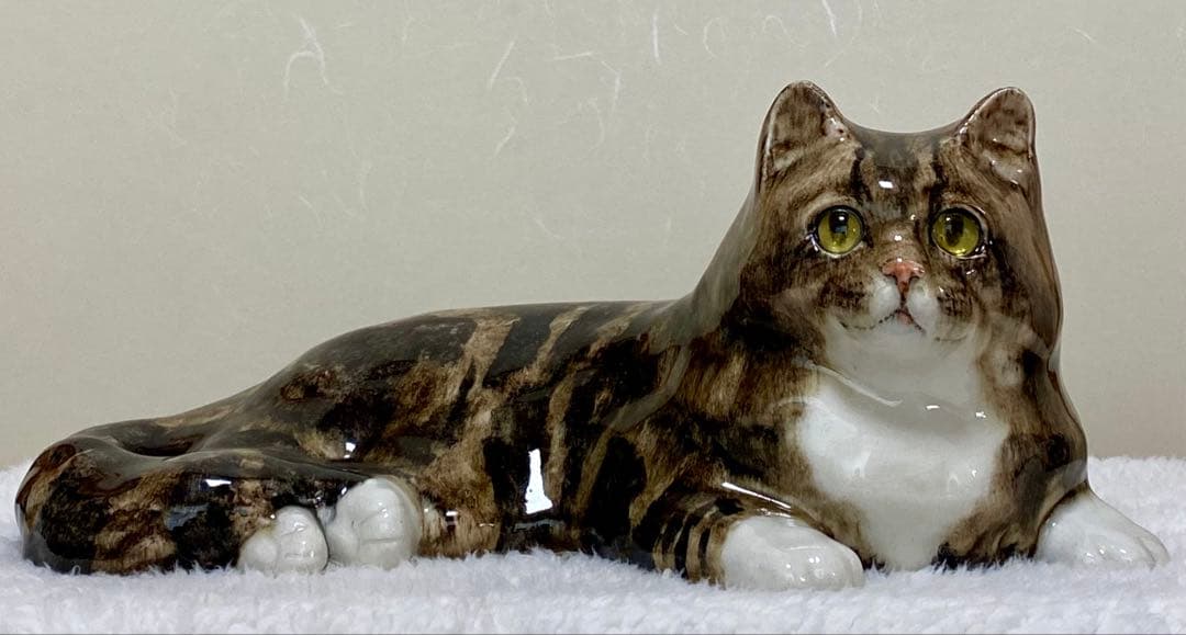 サイズ6 ウィンスタンレイキャット ケンジントンキャット　横たわり猫　貫入無し