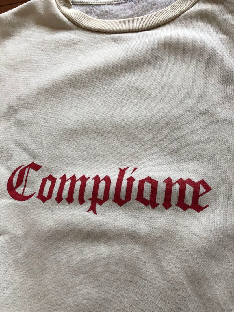 VOO ヴォー COMPLIANCE SVOOKY SWEAT スウェット