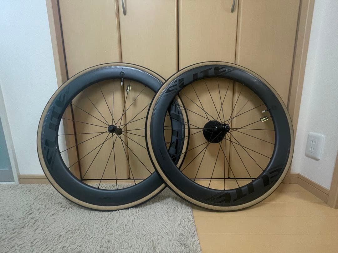 Elite カーボンホイール 60mm