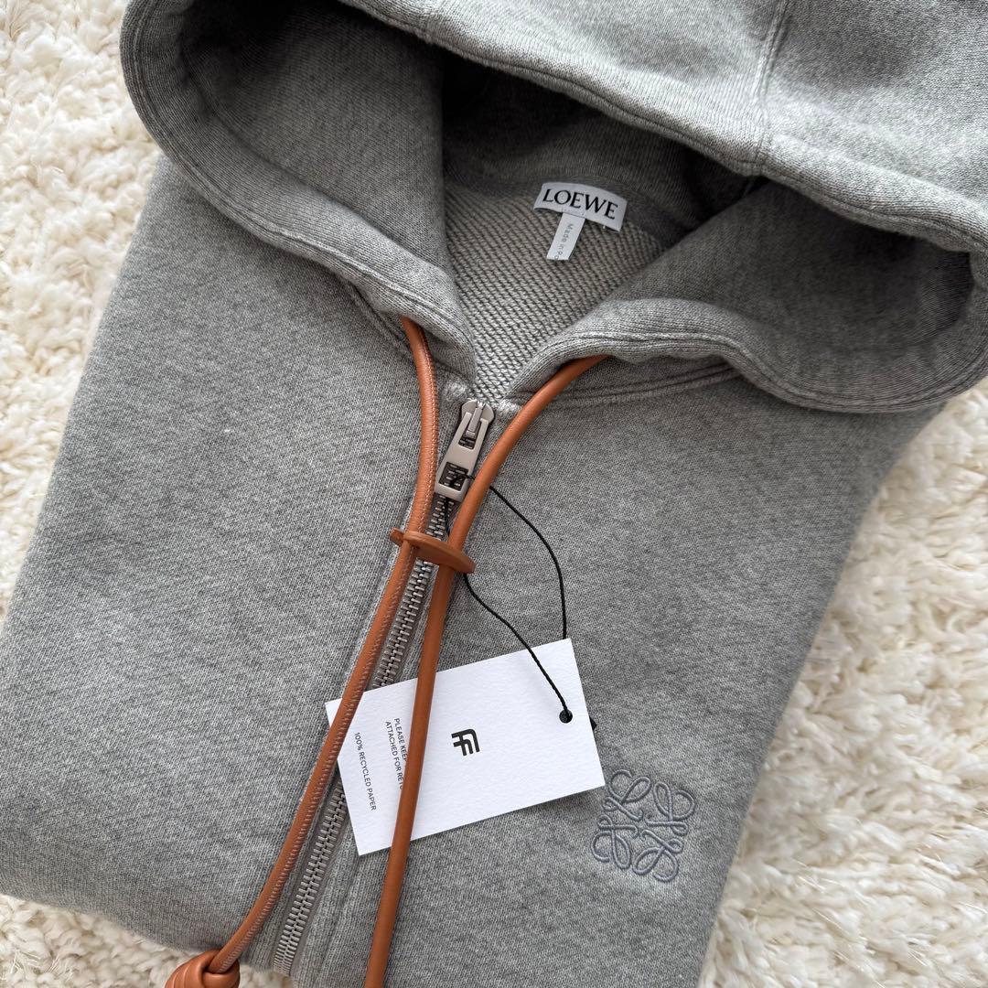 本日限定価格。LOEWE フラメンコ フーディー（コットン&カシミヤ）