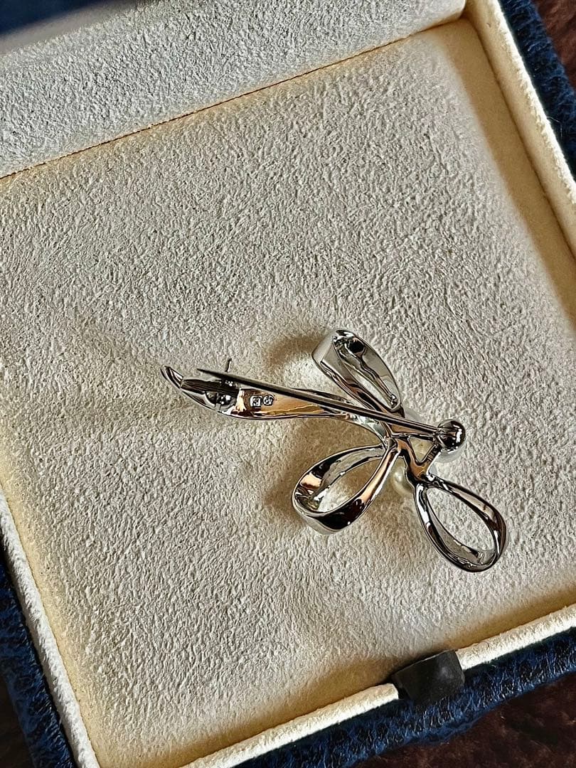 は*マ様 MIKIMOTO ミキモト アコヤ真珠3粒 リボンモチーフ シルバー