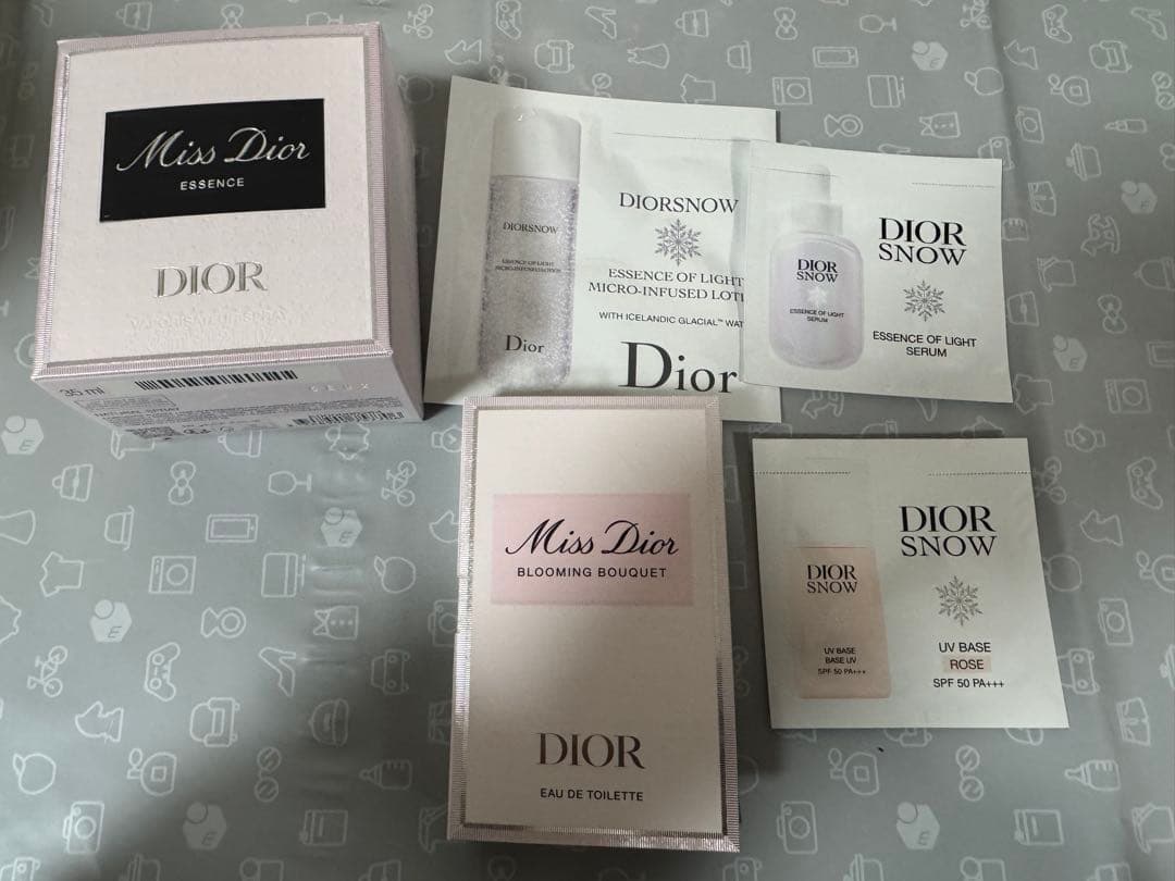 Miss Dior オードゥ パルファン　30ml