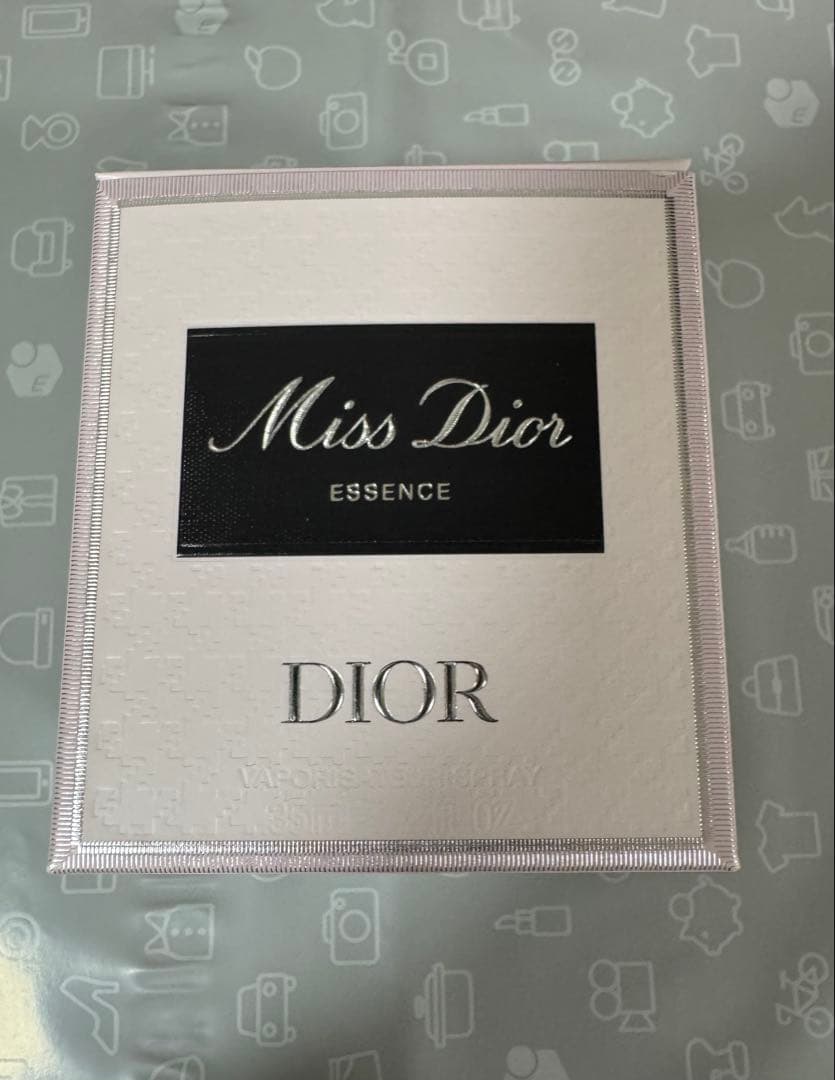 Miss Dior オードゥ パルファン　30ml