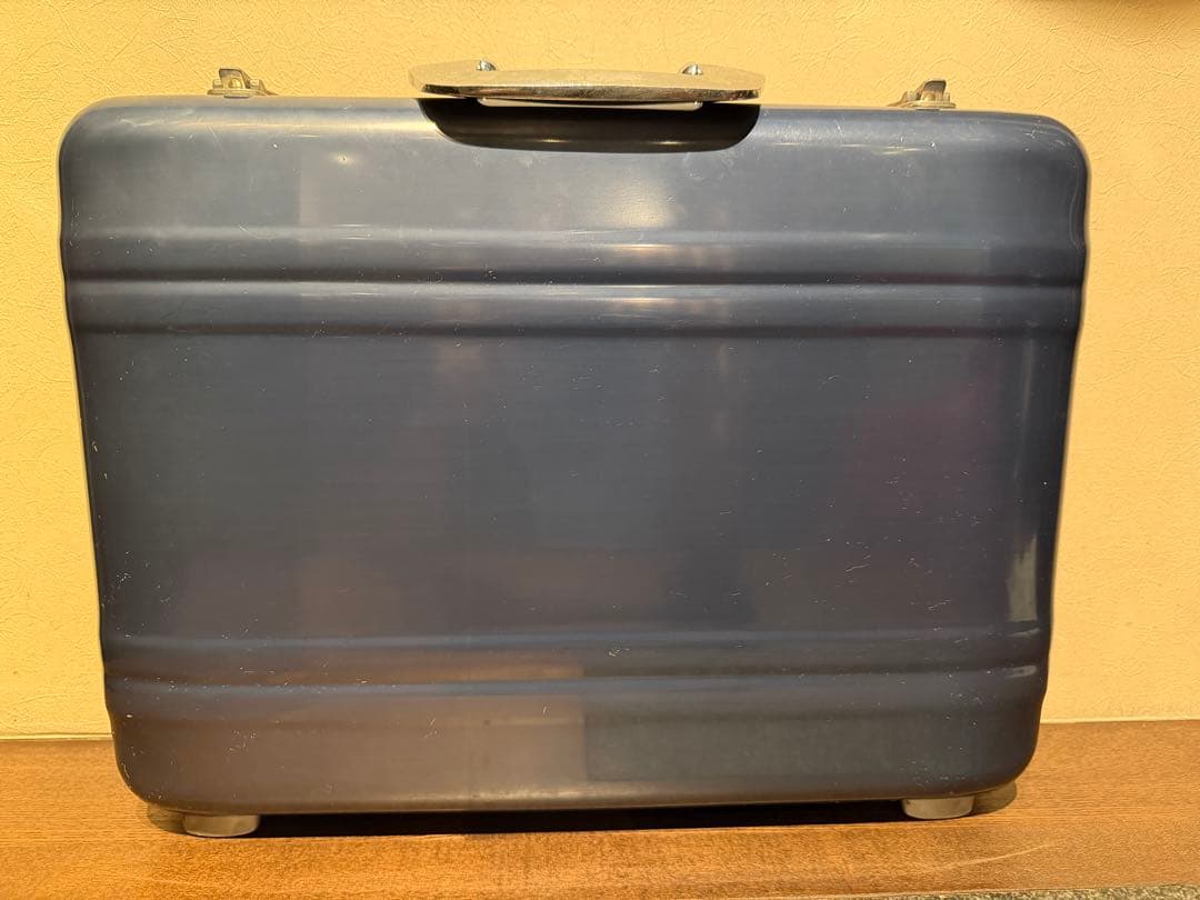 t*a様 ゼロハリバートン アタッシュケース ポリカーボネート ブルー ダイヤル