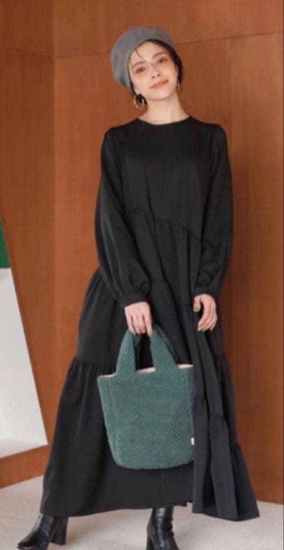 パフスリーブティアードワンピース naptime