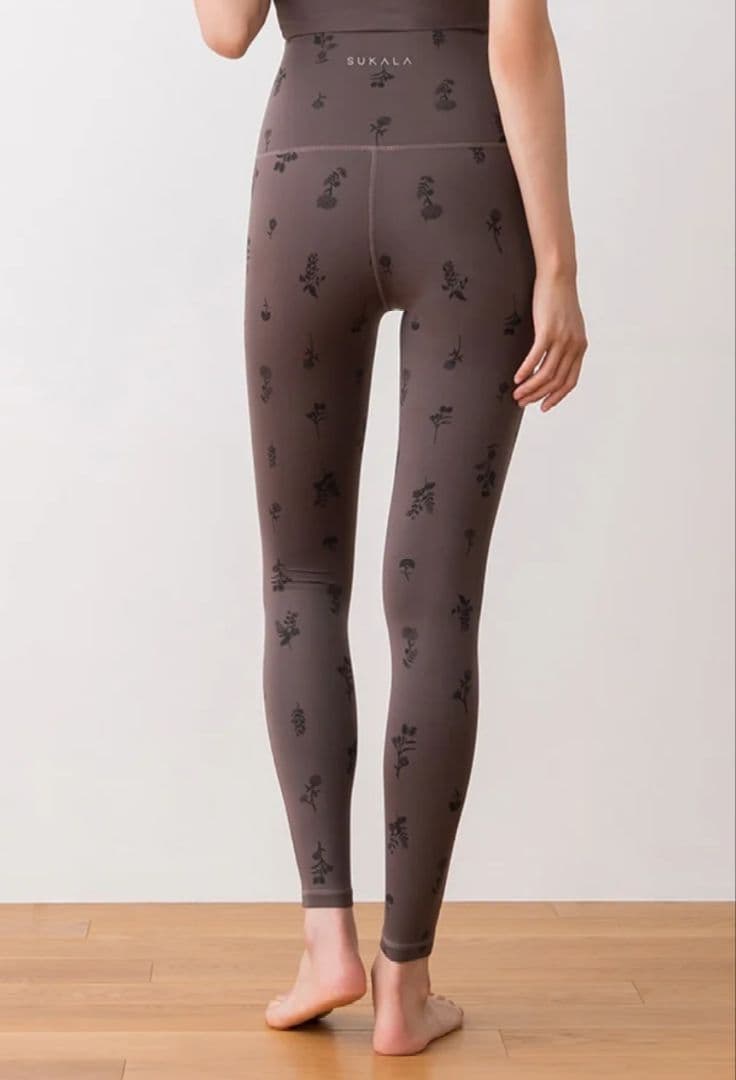 【新品未開封】ワンランク上の大人可愛い　SUKALA フラワーブーケレギンス Ｓ