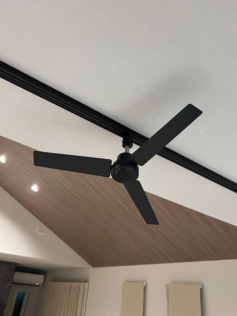 ダクトレールファンDCプラスΦ50 BRID 2日使用　新品同様　箱無し