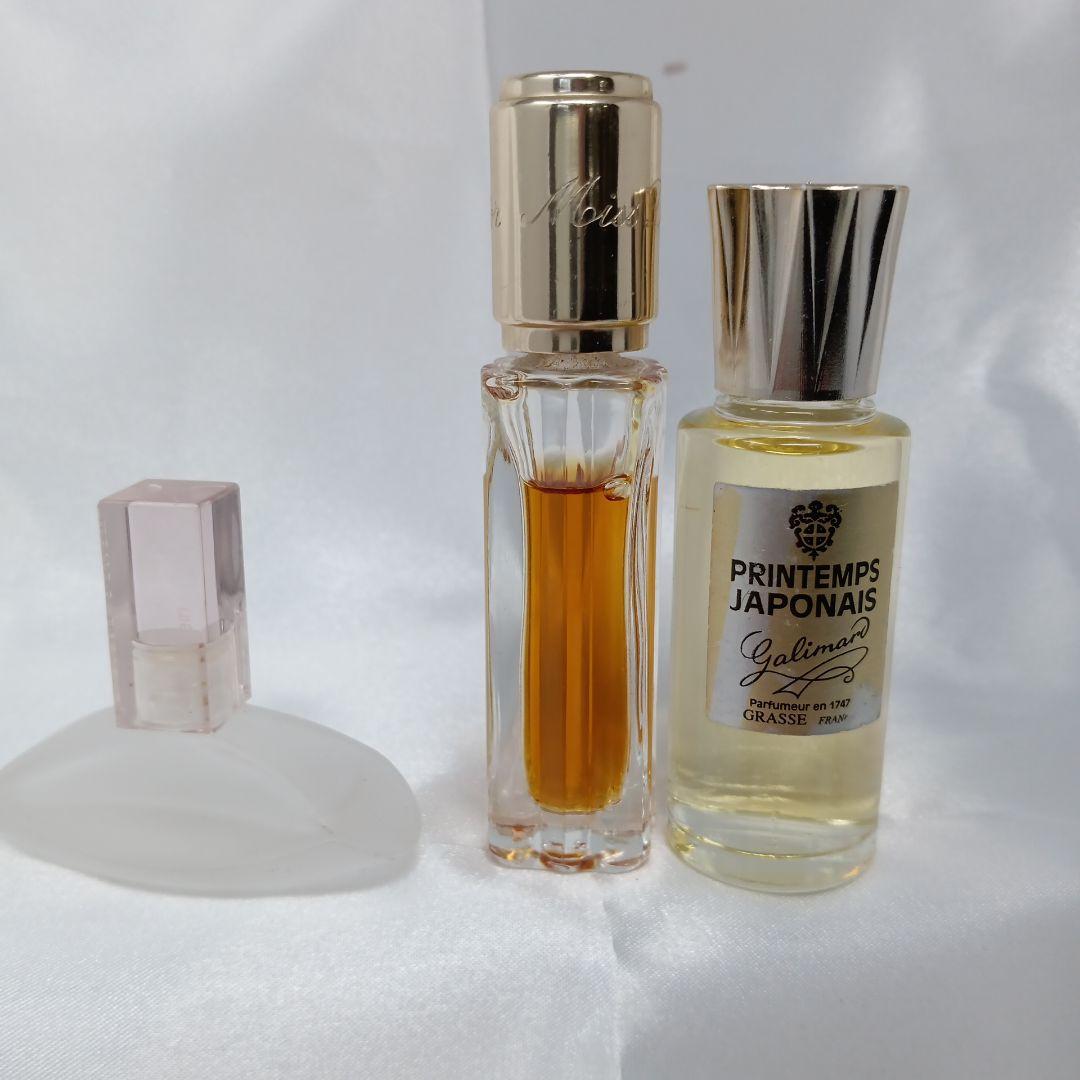 ミニボトル香水　12個セット