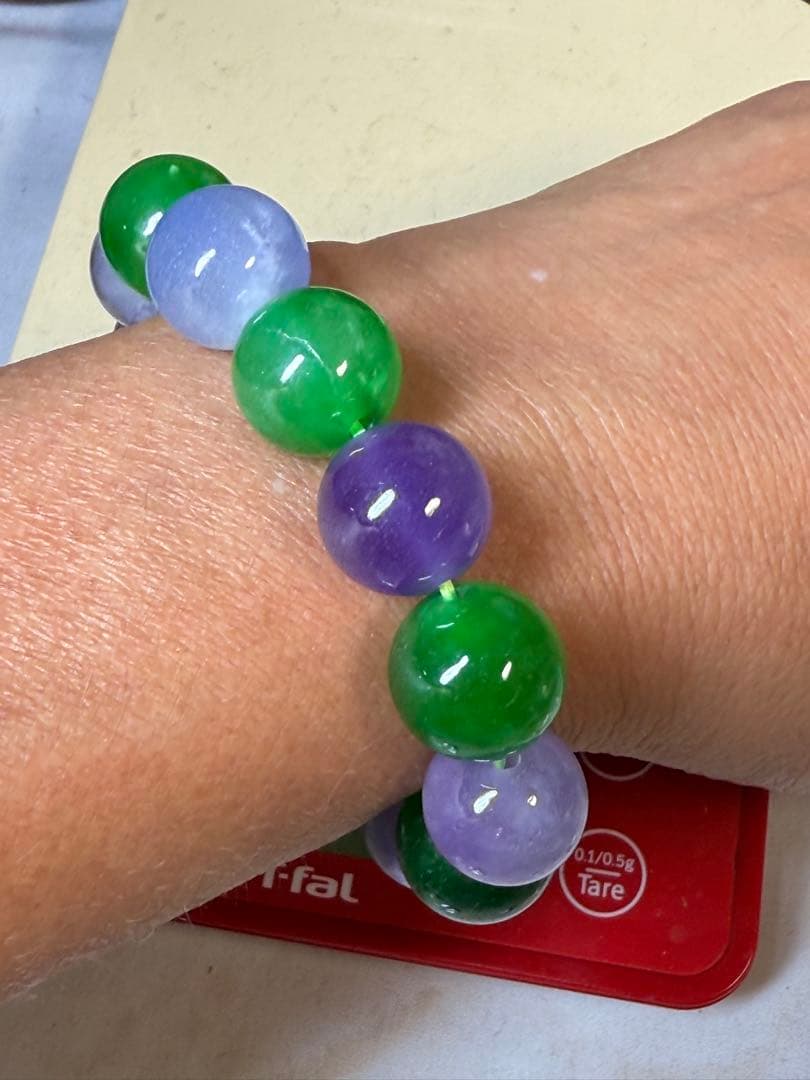 絶品　ミャンマー翡翠１６mmラベンダーブレスレット