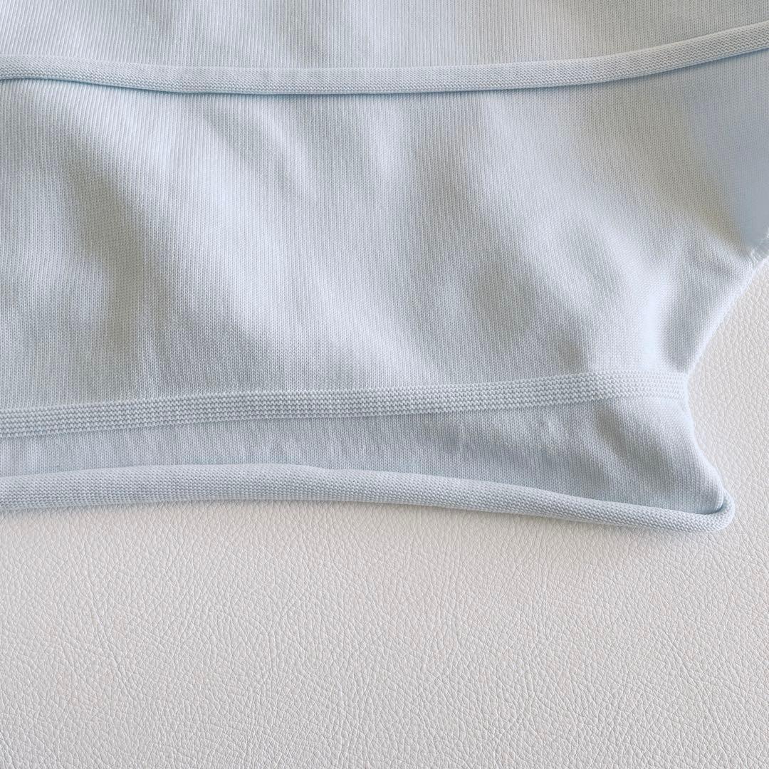 23年モデル✨美品✨プリーツプリーズ　ハイネック　クロップド　長袖