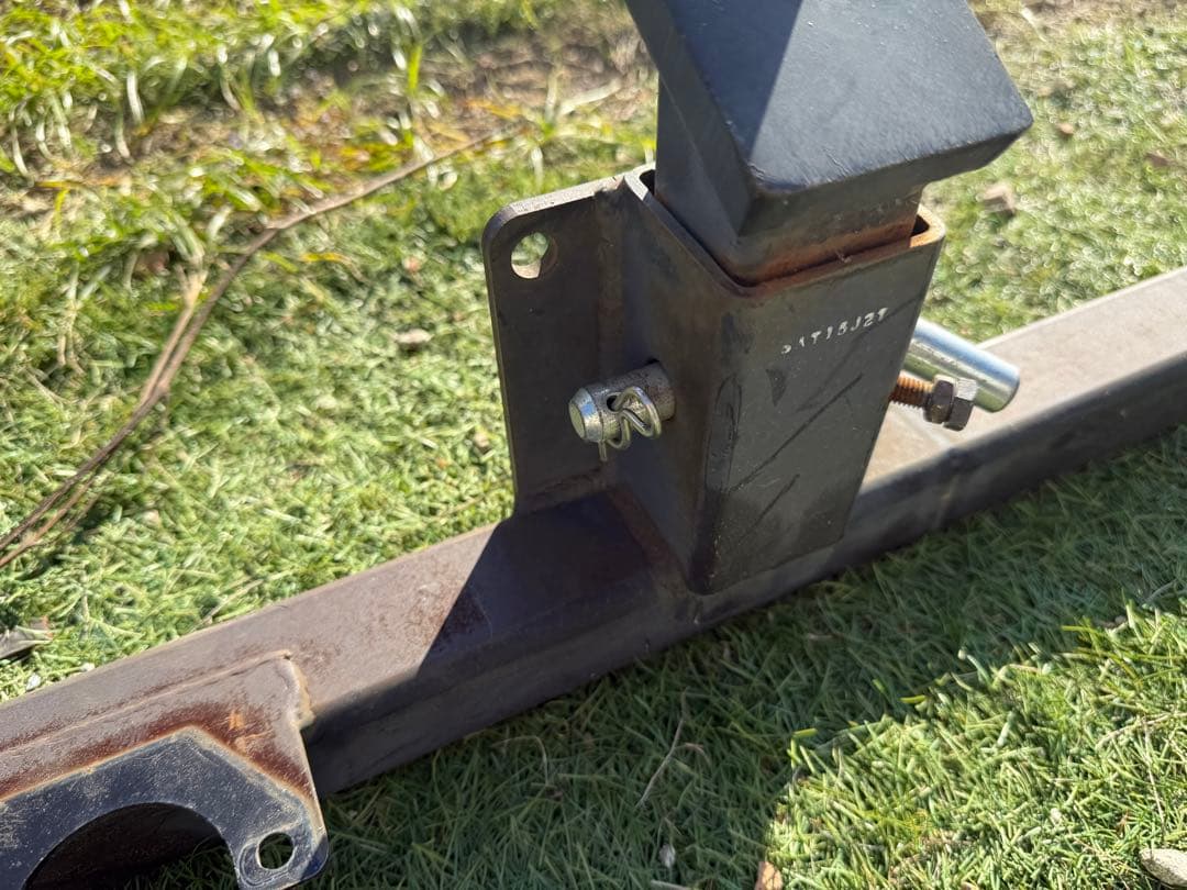 ジムニーjb23用のトレーラーヒッチ SUNTREXヒッチメンバー