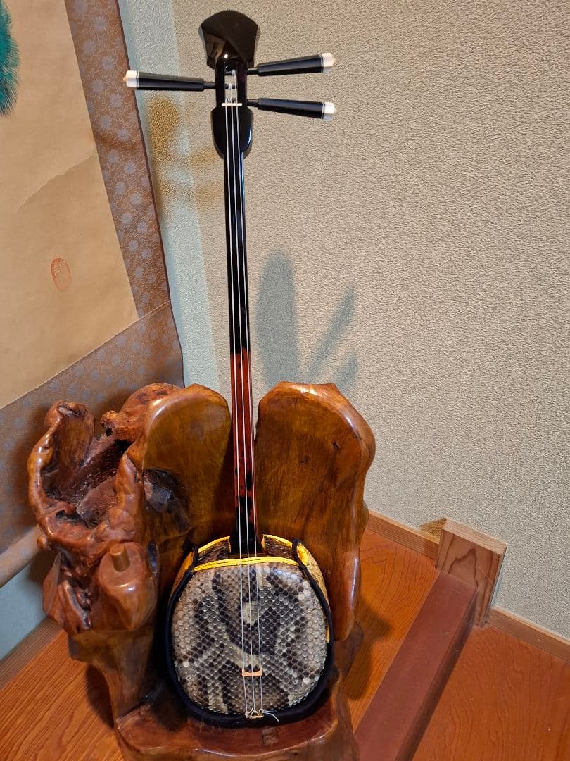 与那城三線　八重山黒木　銘苅春政作