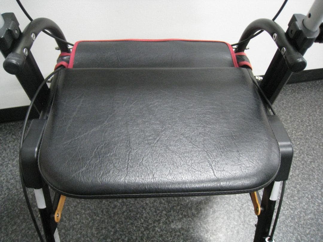 【送料無料】前腕支持型歩行車 REHAMO(リハモ) ナブテスコ ②