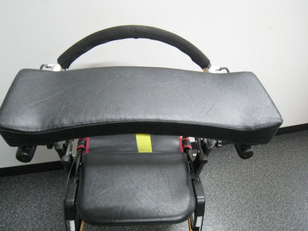 【送料無料】前腕支持型歩行車 REHAMO(リハモ) ナブテスコ ②