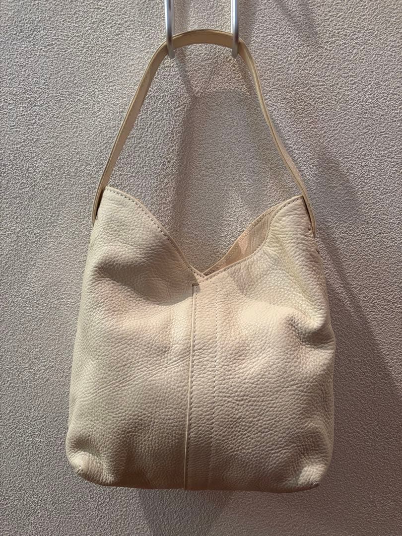 ⭐︎gentenゲンテン⭐︎ ホワイトレザー ハンドバッグ