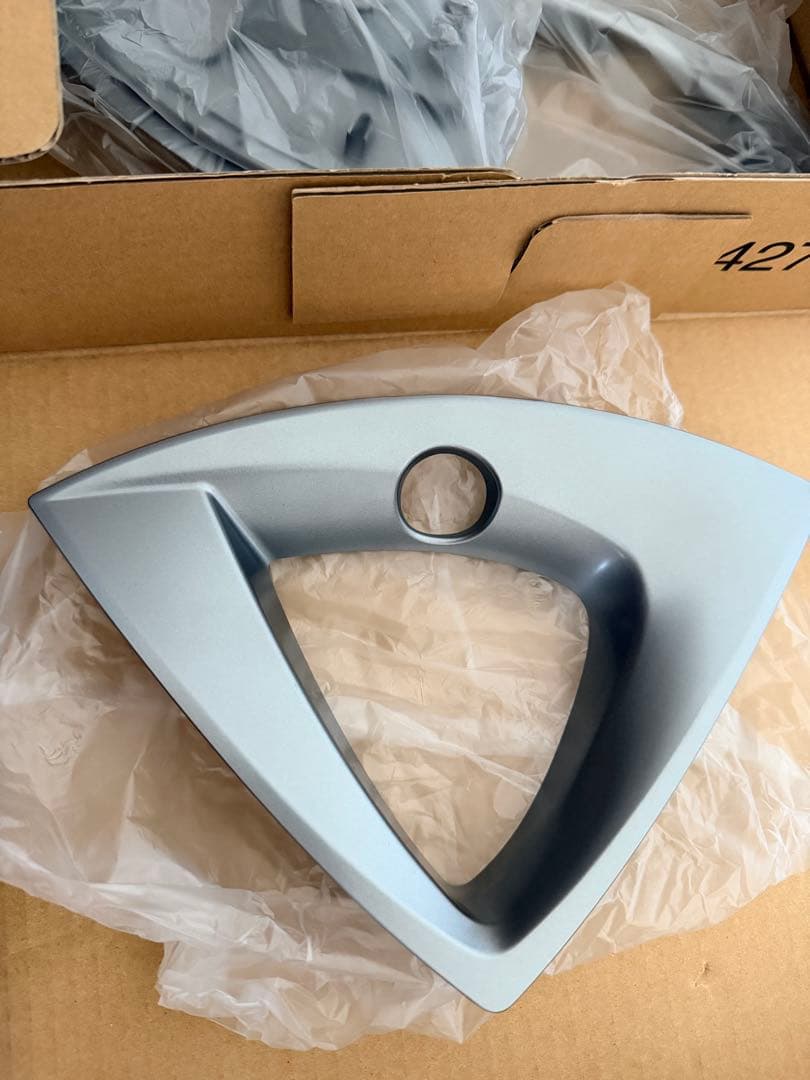 【s-ponta】トヨタ純正 50系プリウス ホイールアクセントピース