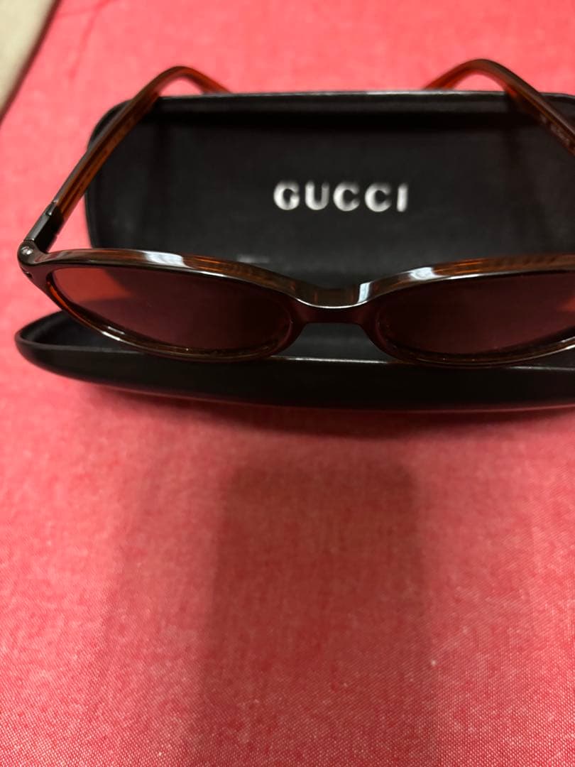 GUCCI ブラウンフレーム サングラス