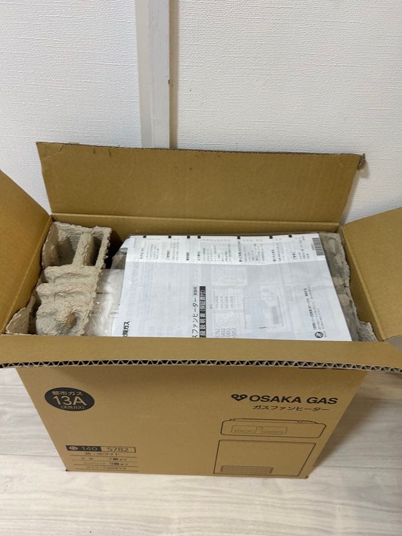 【送料込み】ノーリツ　ガスファンヒーター 都市ガス用　GFH-2403S-W5