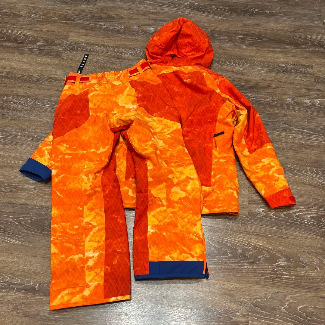 大幅お値下げしまたフェニックス メンズ　セットアップ　上下　スキーウェア　M