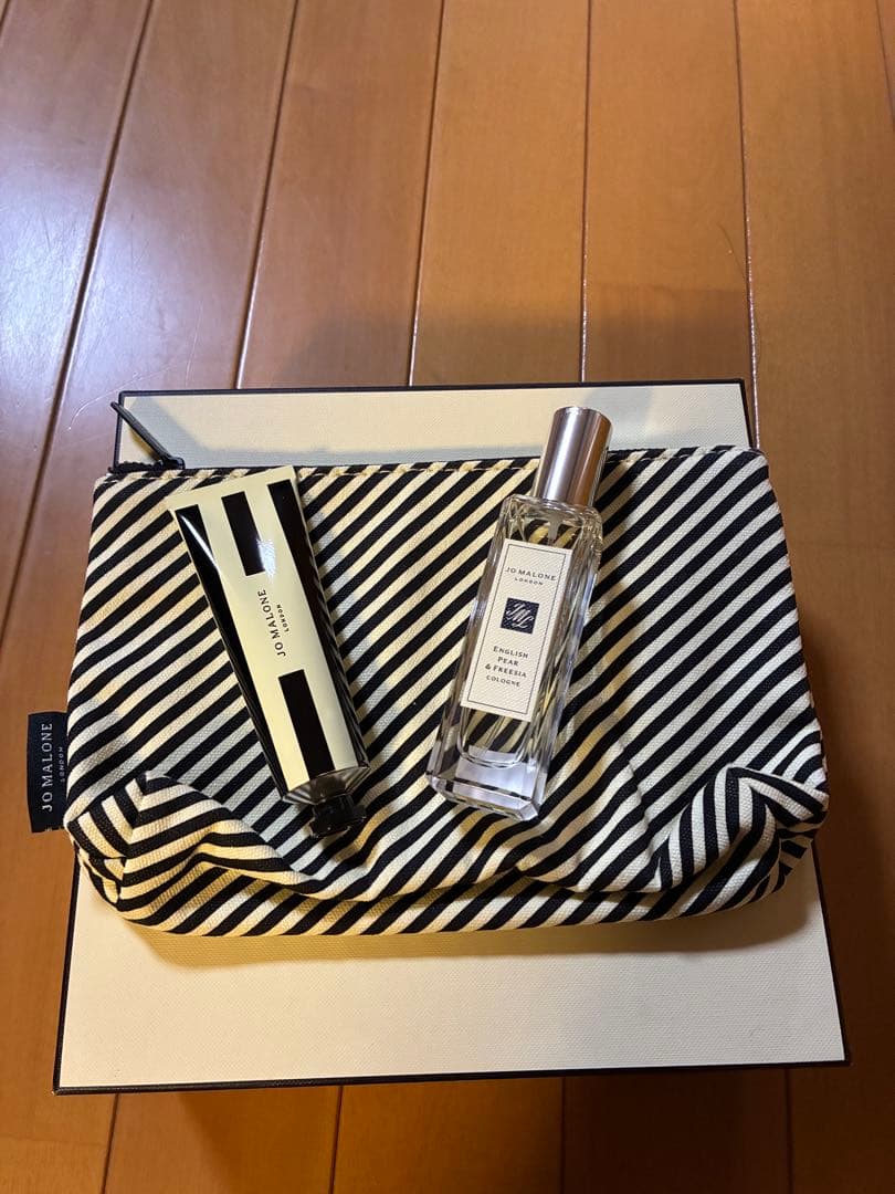 Jo Malone ジョーマローン　イングリッシュペアー＆フリージア　新品　2点